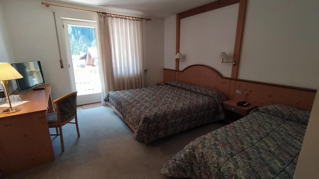 Hotel Villa Rosa Campitello di Fassa Kültér fotó